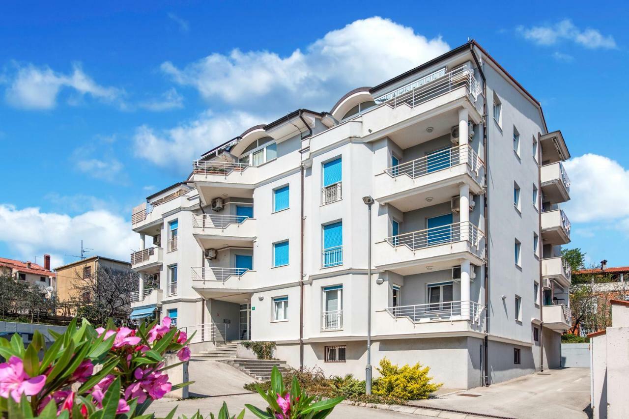 Apartment Lungomare Pula